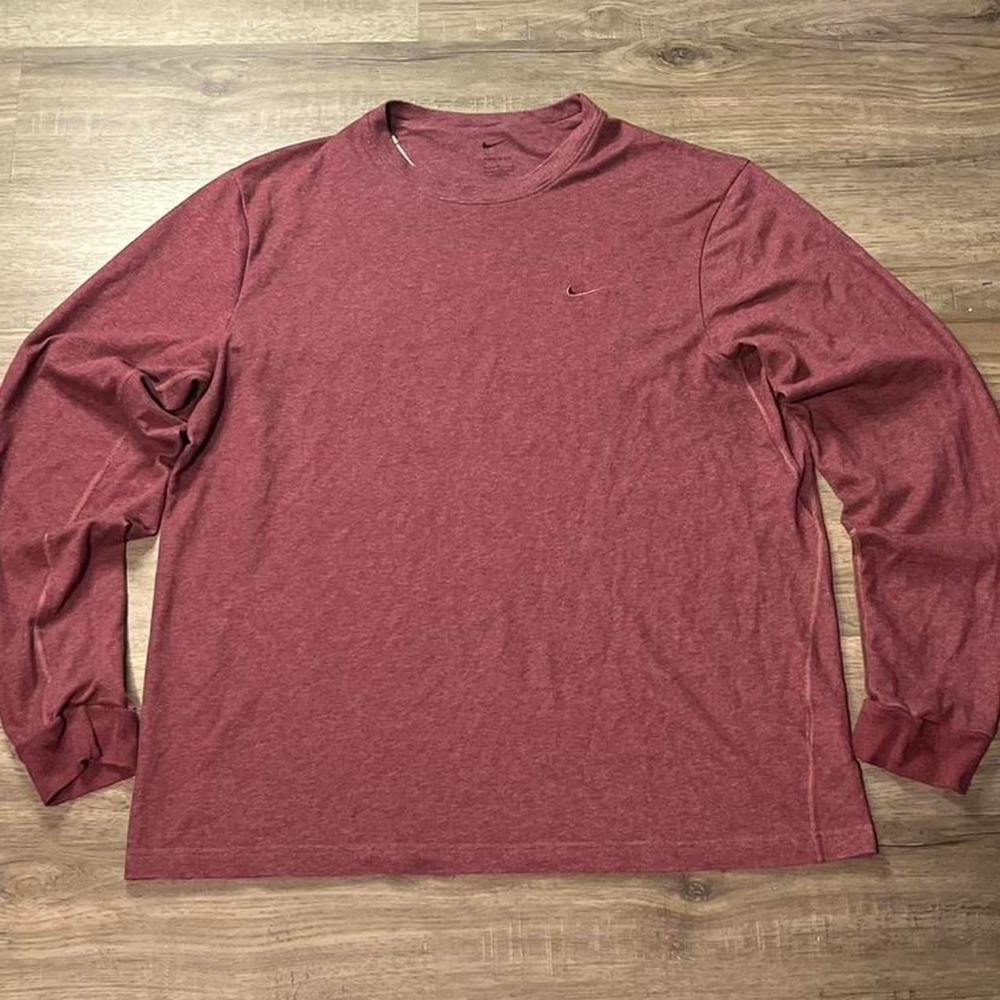 Nike Swoosh Pink Dri-Fit Sportswear Long Sleeve Shirt‎ size large